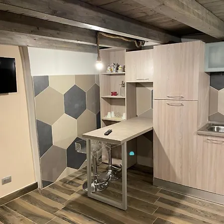 게스트하우스 Exclusive 트리니타폴리